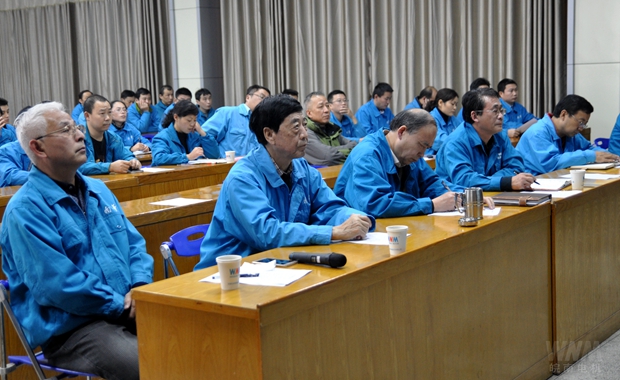 董事長陳根喜、總經(jīng)理陳學(xué)鋒等公司高層出席論壇